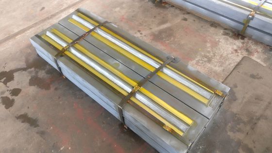 799 KG 重量 OEM サービス 衝撃クラッシャー 部品 NP1313 1415 ブレーカーバー 衝撃バー