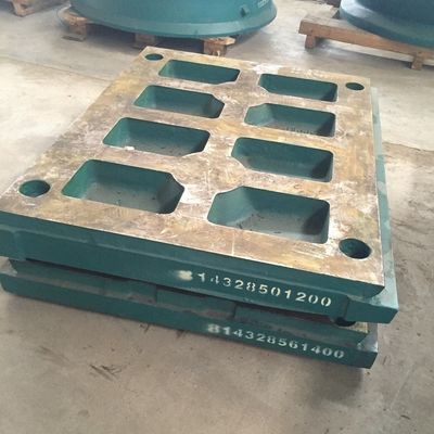 1000KG重量クラッシャー C125 マウスクラッシャー 磨き部品 鉱山機械のためのマウスプレート EN124 標準
