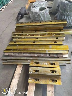 鉱石採掘プロセスにおけるマウスクラッシャー c110/125鉱山機械のための鍛造された緊縮クイーン