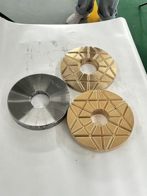 硬さ HRC58 HRC63 推力ベアリング 949620310100 鉱山産業におけるGP11Fコーン・ブレッシャー用